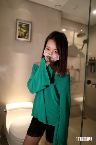 白丝美女在线观看